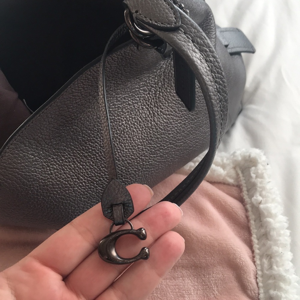 Coach Shoulder Bag - Picture 7 of 9